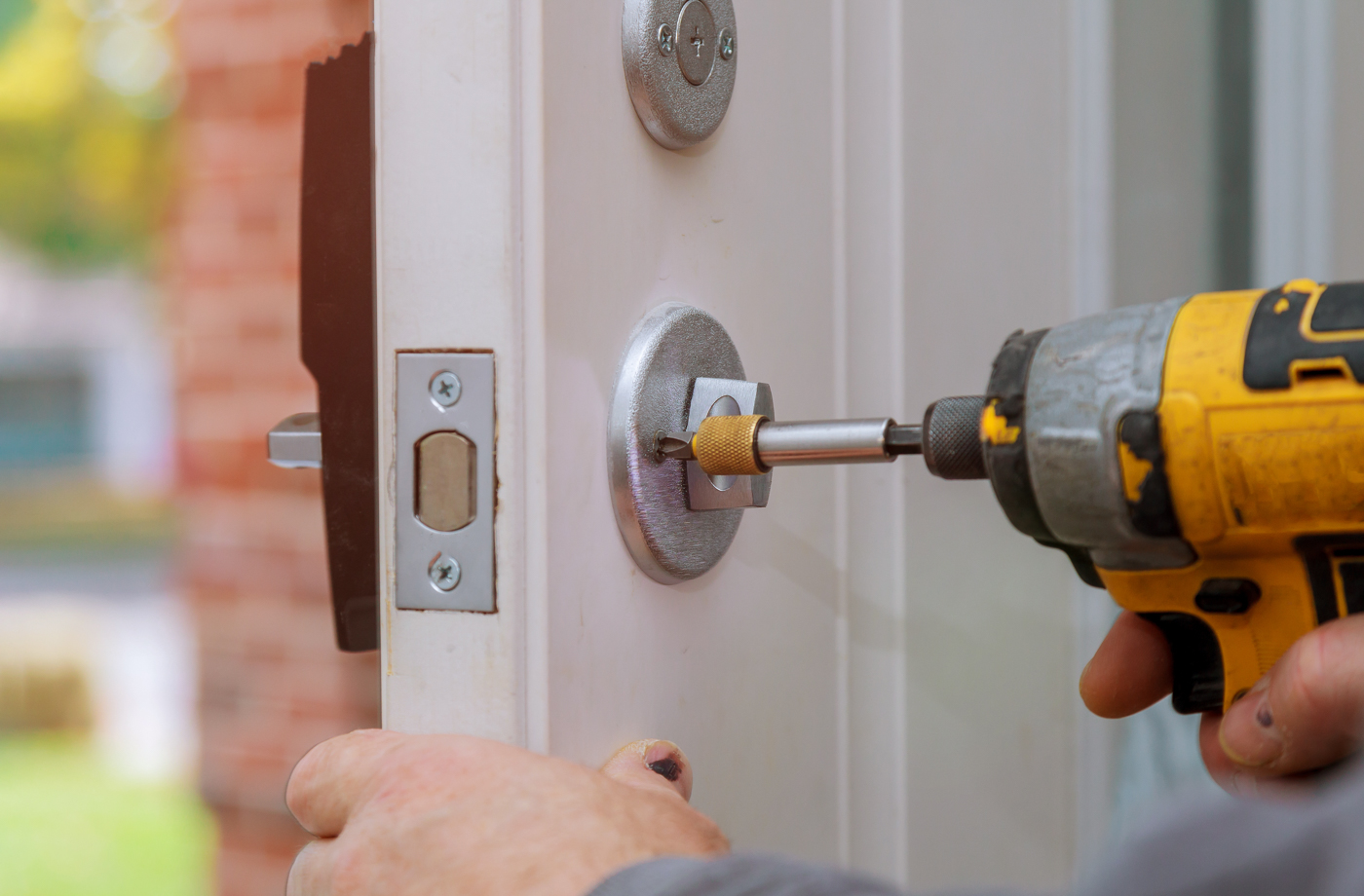 Brass pin tumbler lock and key with high security rating
