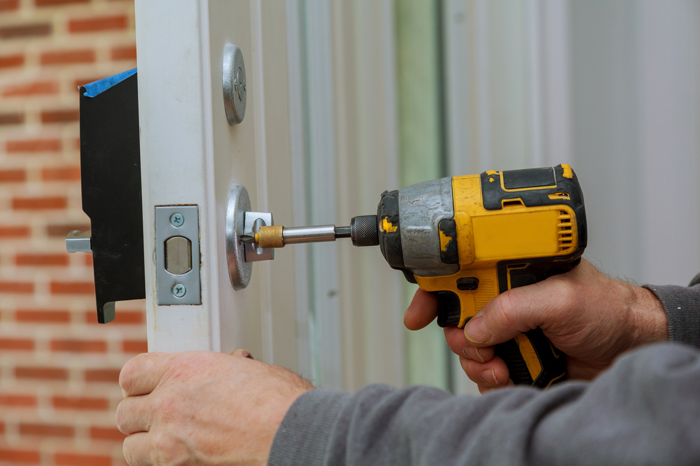 High-security commercial keys for retail locks