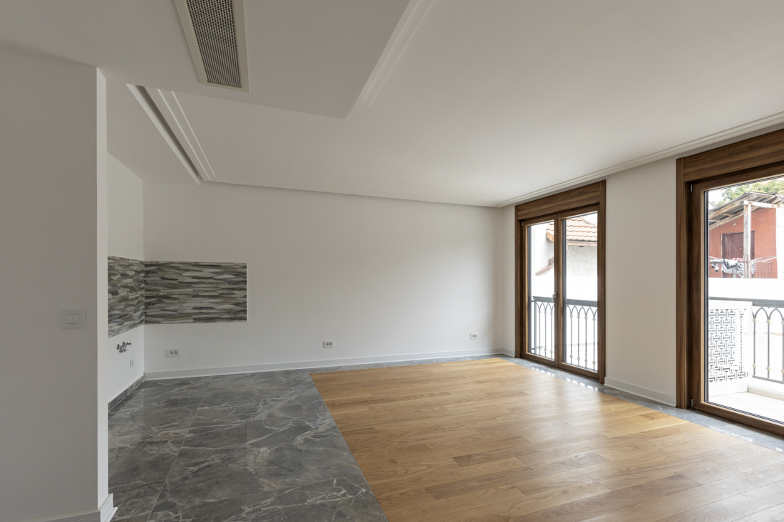 Wood window trim in modern home interior