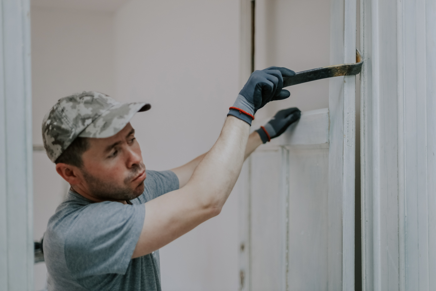 Home window repair on casement window