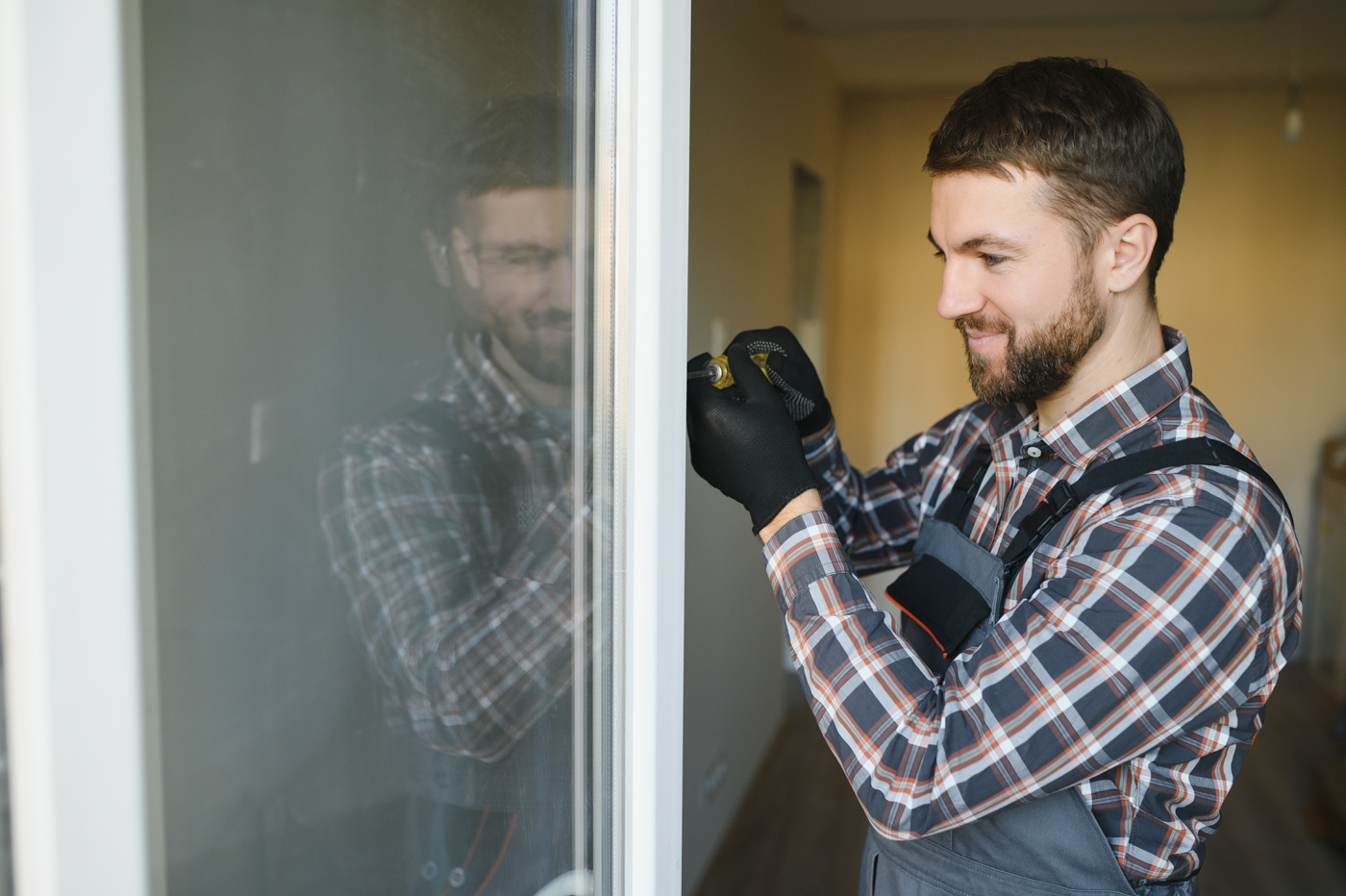 Professional window repair at home
